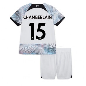 Liverpool Chamberlain #15 babykläder Bortatröja barn 2022-23 Korta ärmar (+ Korta byxor)